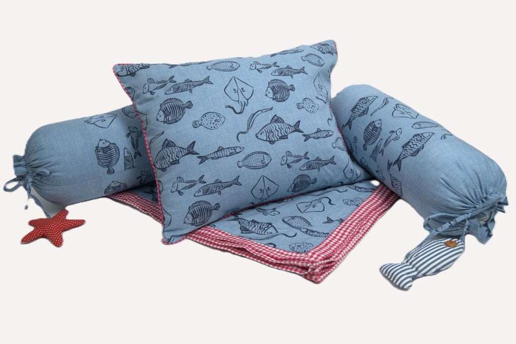 BLUE FISH BLANKET SET